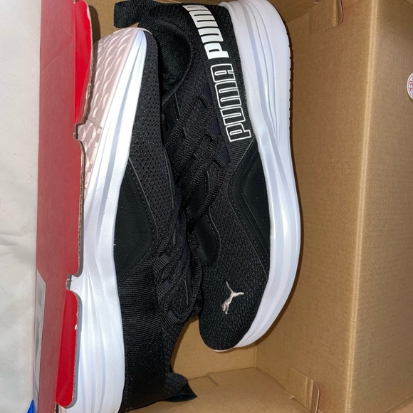 New Women’s Black Puma sneakers; SZ:7; Star Vital Refresh Sneakers - Picture 3 of 11